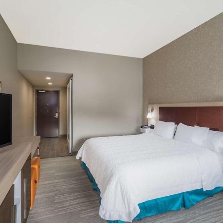 Hampton Inn Newport Zewnętrze zdjęcie