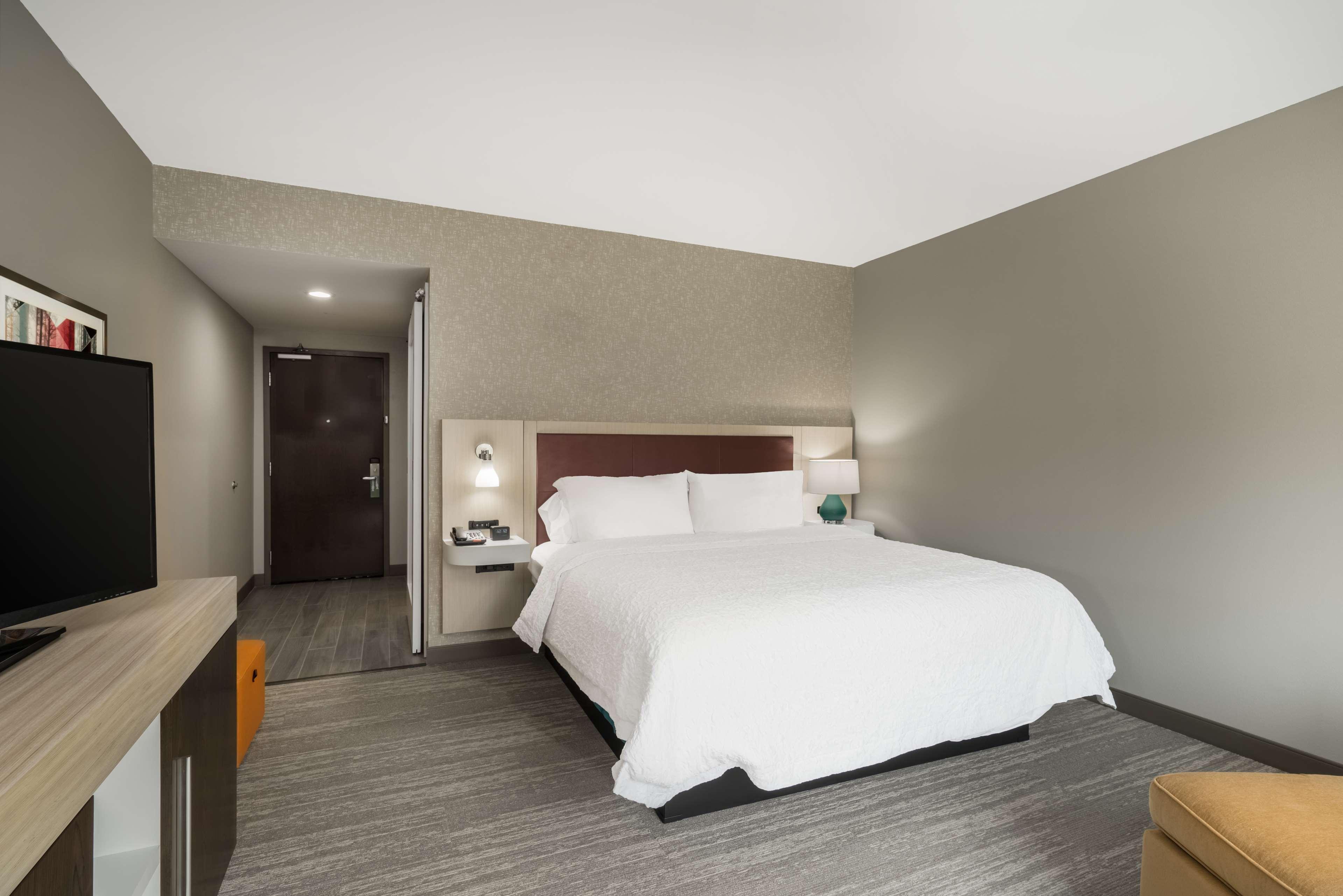 Hampton Inn Newport Zewnętrze zdjęcie