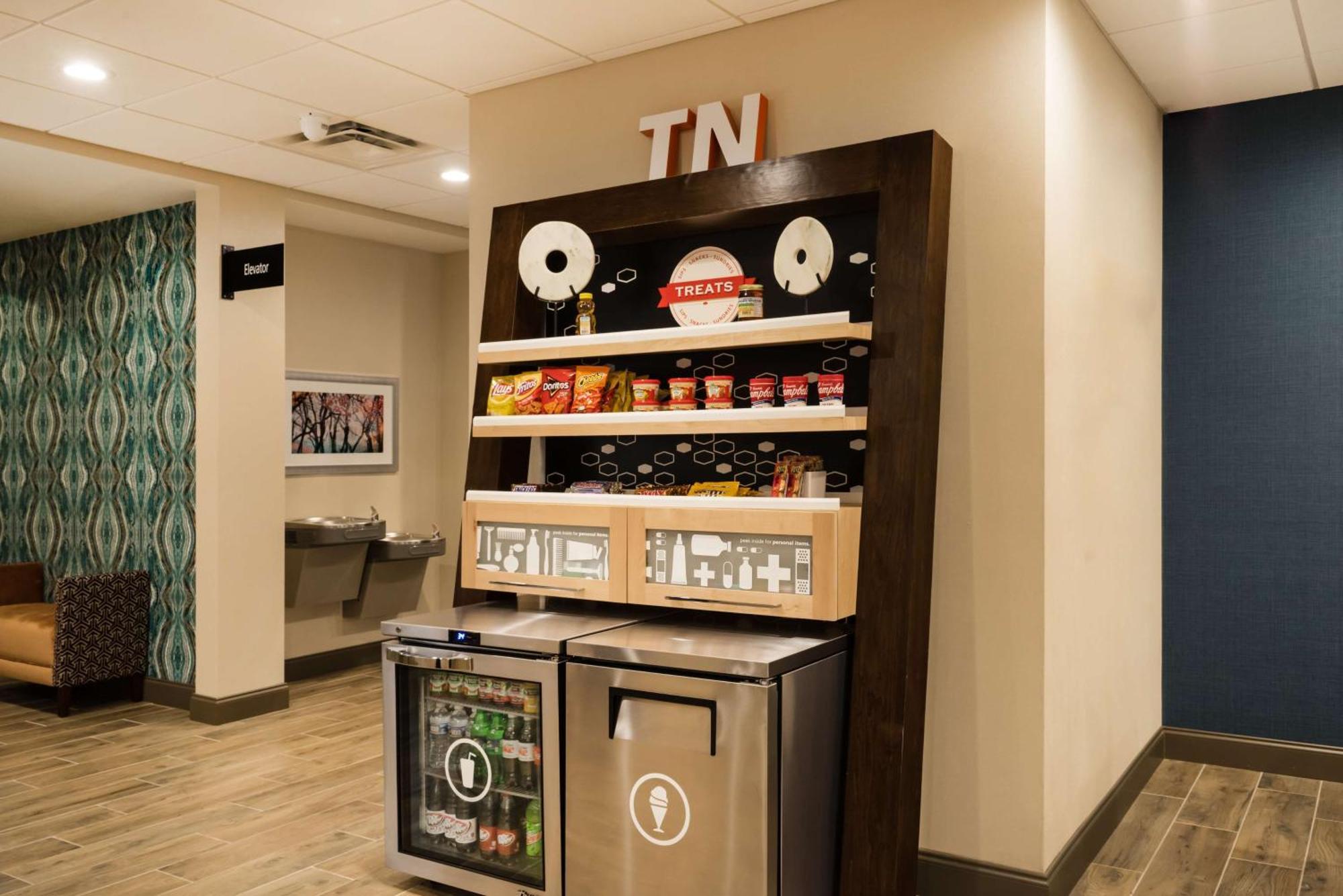 Hampton Inn Newport Zewnętrze zdjęcie